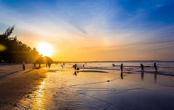 Thuê Xe 16 Chỗ Phan Thiết